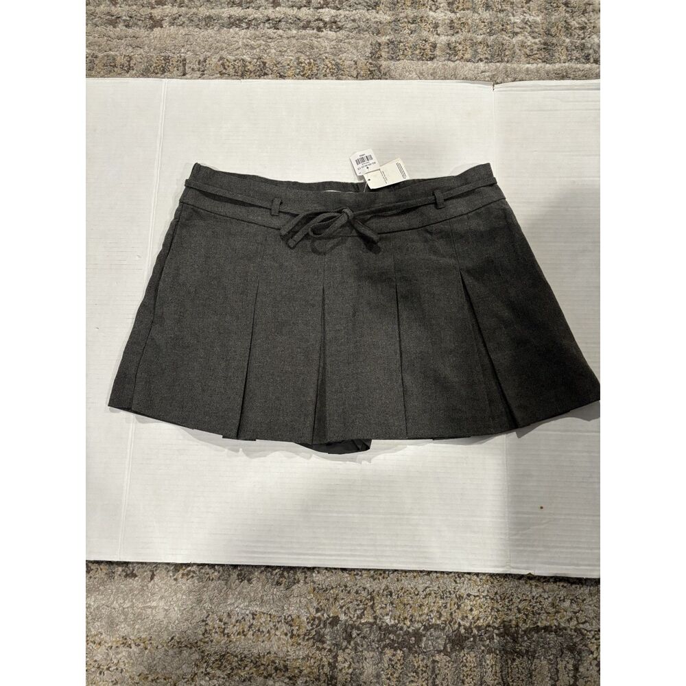 NWT Hollister mid-rise pleated mini skort Gray with pockets Large